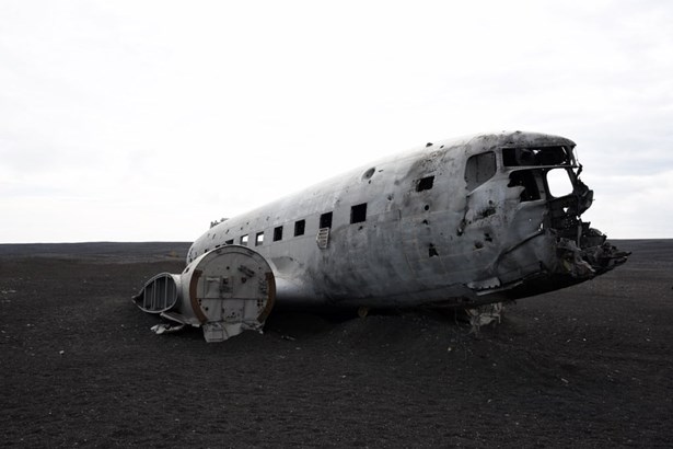 plane wreck tour