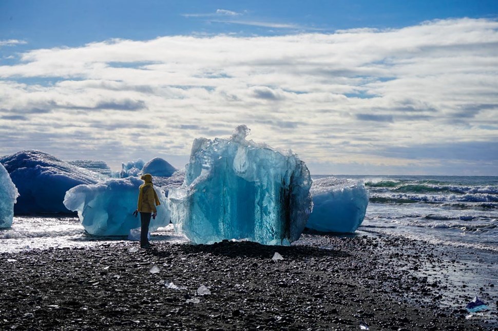 huge iceberg at Jokulsarlon glacier lagoon