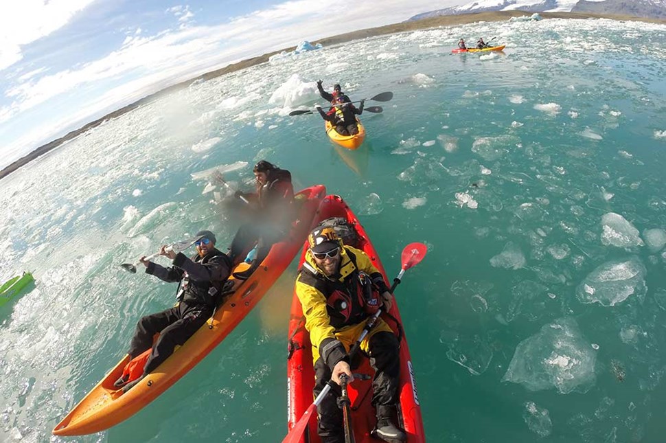 kayaking tour in Jokulsarlon glacial lagoon
