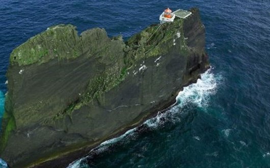 This Isolated Lighthouse in Iceland is the Perfect Place to Survive a Zombie Apocalypse