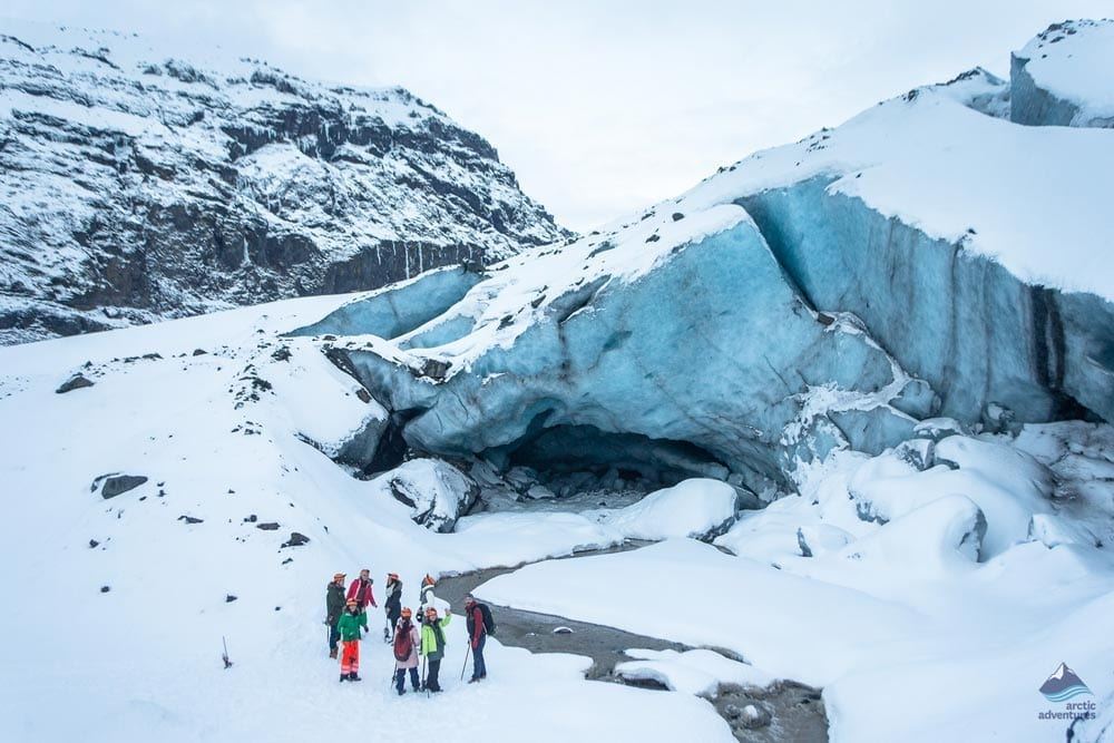guided glacier hike