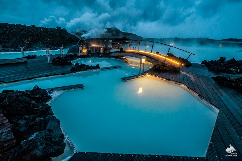 blue lagoon spa at night in iceland