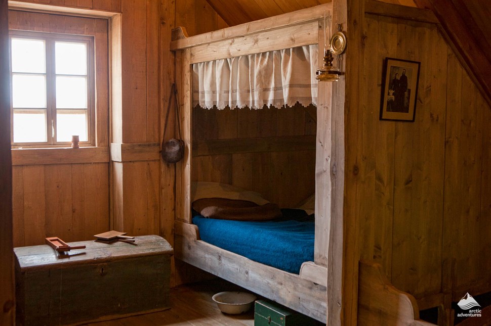 bed closet at Wilderness center in Iceland