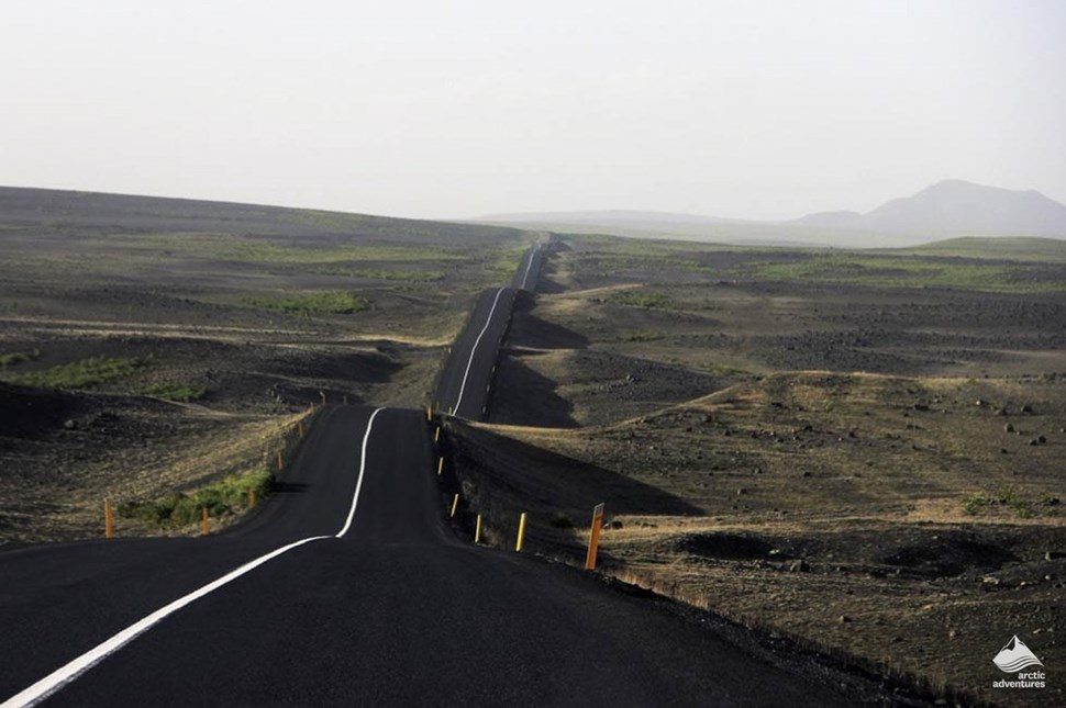 Icelandic road to Myvatn