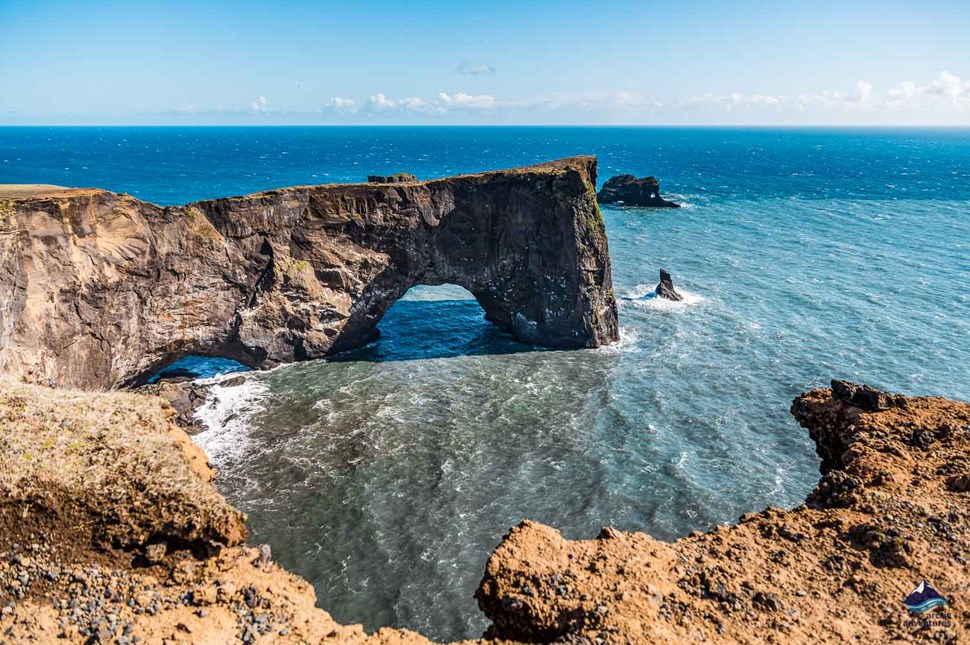 Dyrholaey Cliff Rock i n Iceland