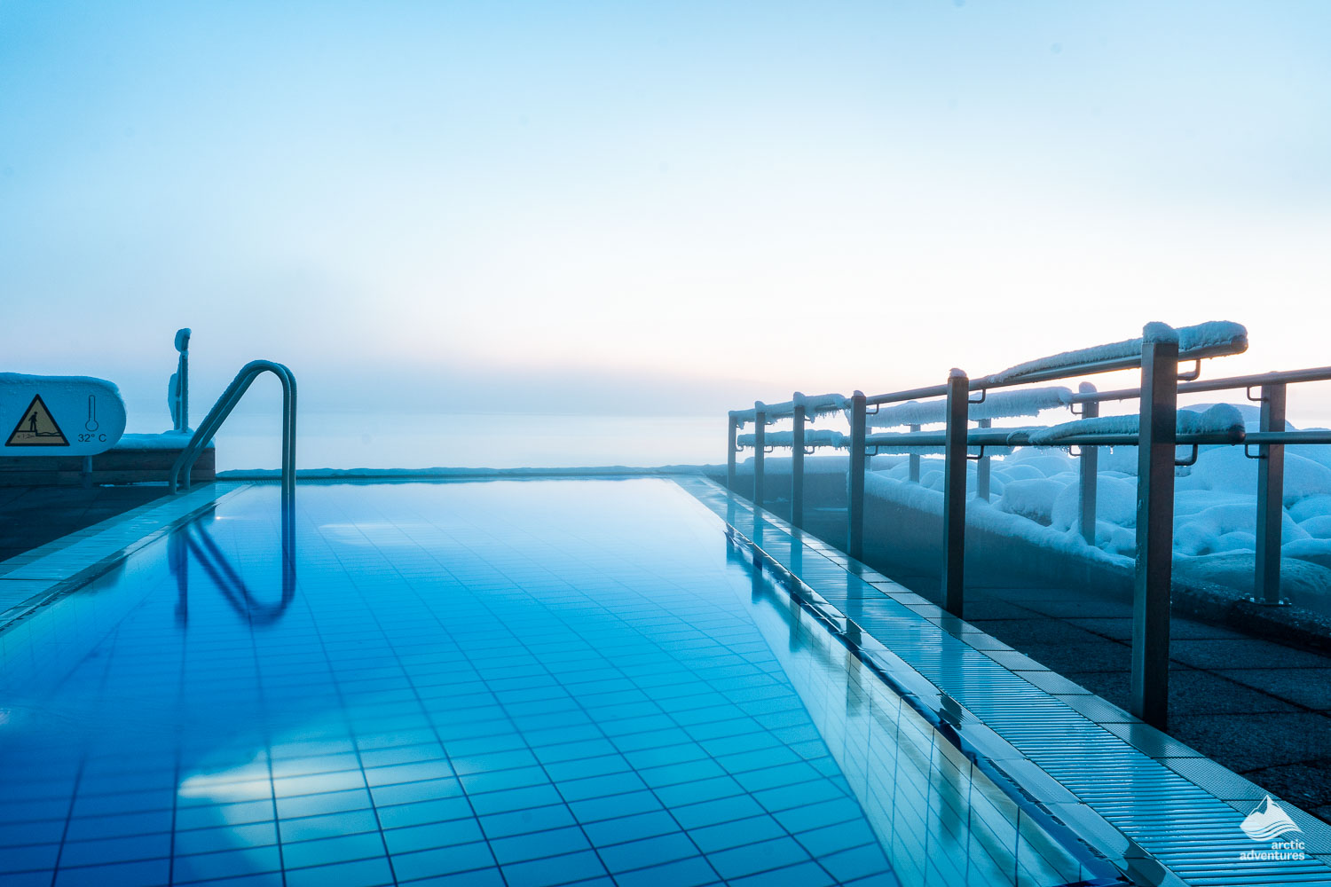 Laugarvatn Fontana Spa infinity pool in winter