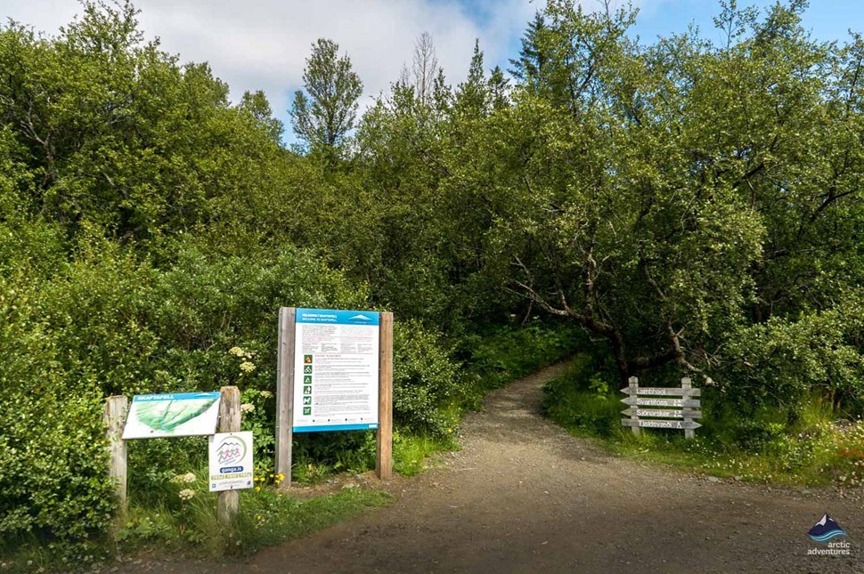 Hiking trail sign in Skaftafell national park