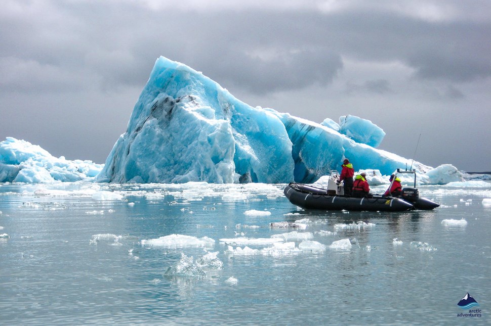 group having boat tour at glacier lagoon
