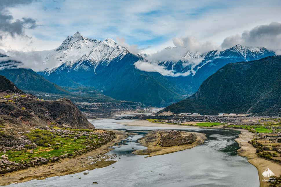 10 Most Remote Places to Travel on Earth | Arctic Adventures