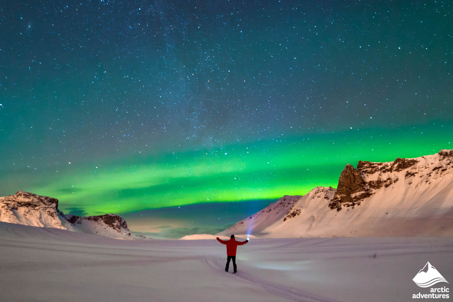 Northern Lights in the Icelandic Mountains