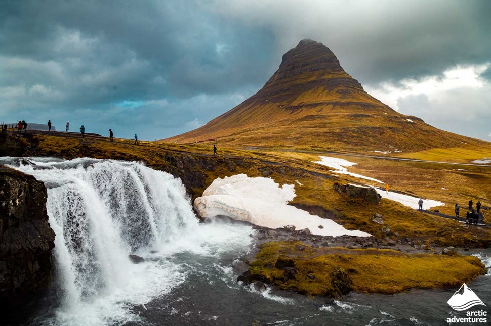 Kirkjufell and Kirkjufellsfoss waterfall in Iceland