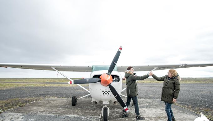 scenic flight tours iceland