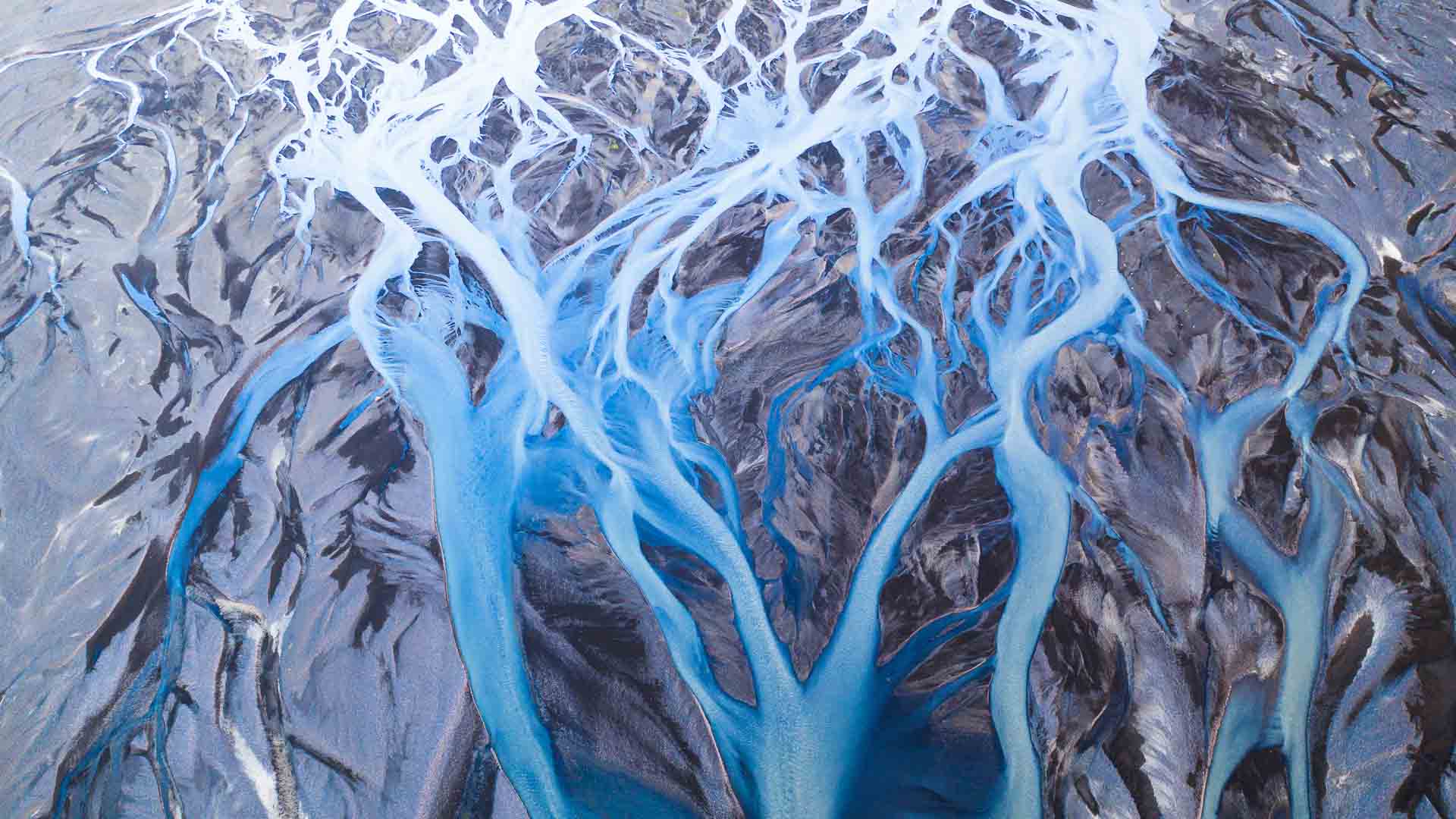 Hydropower in Iceland - Responsible Renewable Energy, Effectively Transmitted