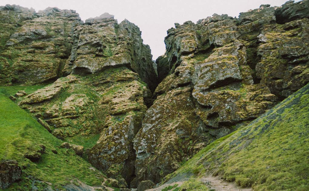 Rauðfeldsgjá Gorge