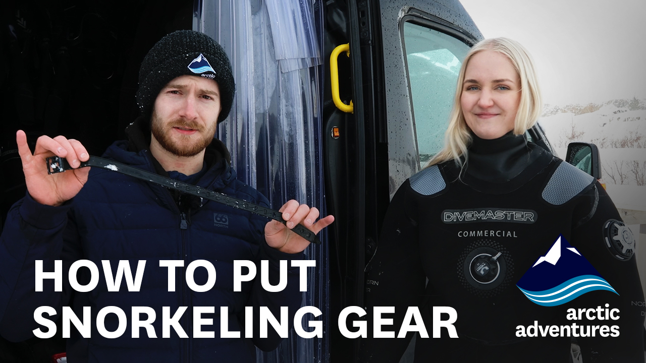 How to put on snorkeling gear?