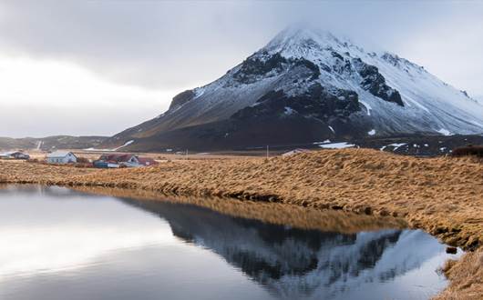 10 Most Beautiful Lakes in Iceland 10 Most Beautiful Lakes in Iceland
