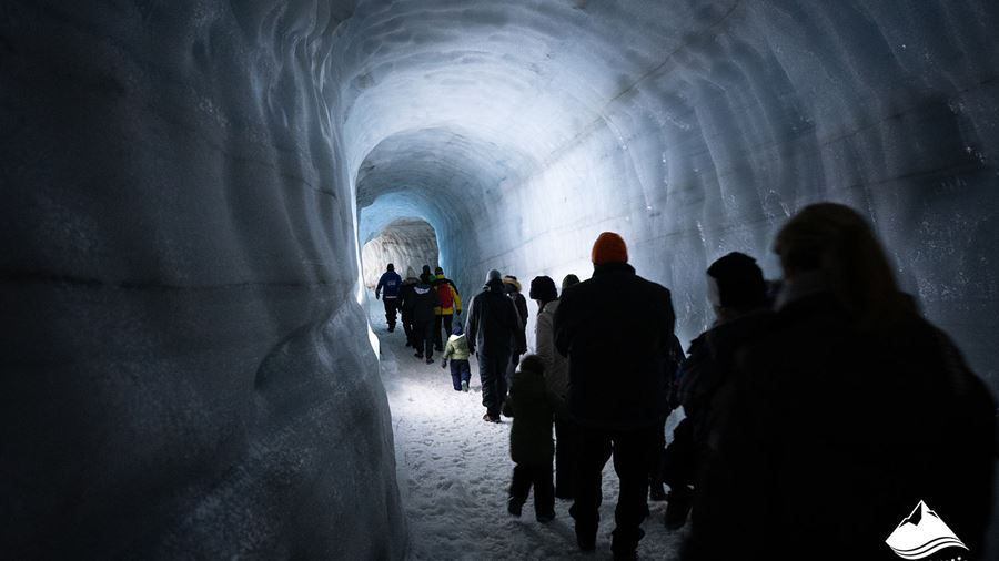 Guided Tour in Ice Tunnel