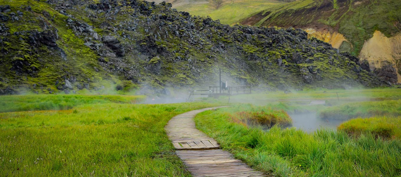 Your Guide to Hiking Landmannalaugar's Hot Springs