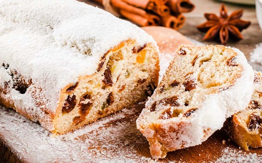 Top 15 Traditionally Served Christmas Food and Drinks in Iceland Top 15 Traditionally Served Christmas Food and Drinks in Iceland