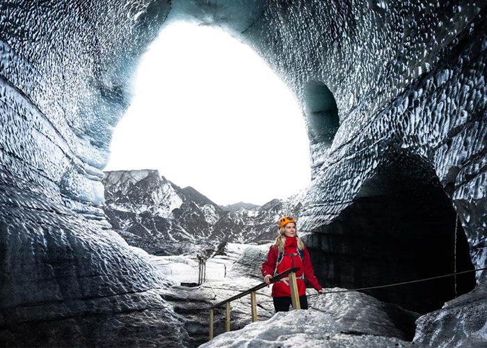 Eishöhlentouren in Island