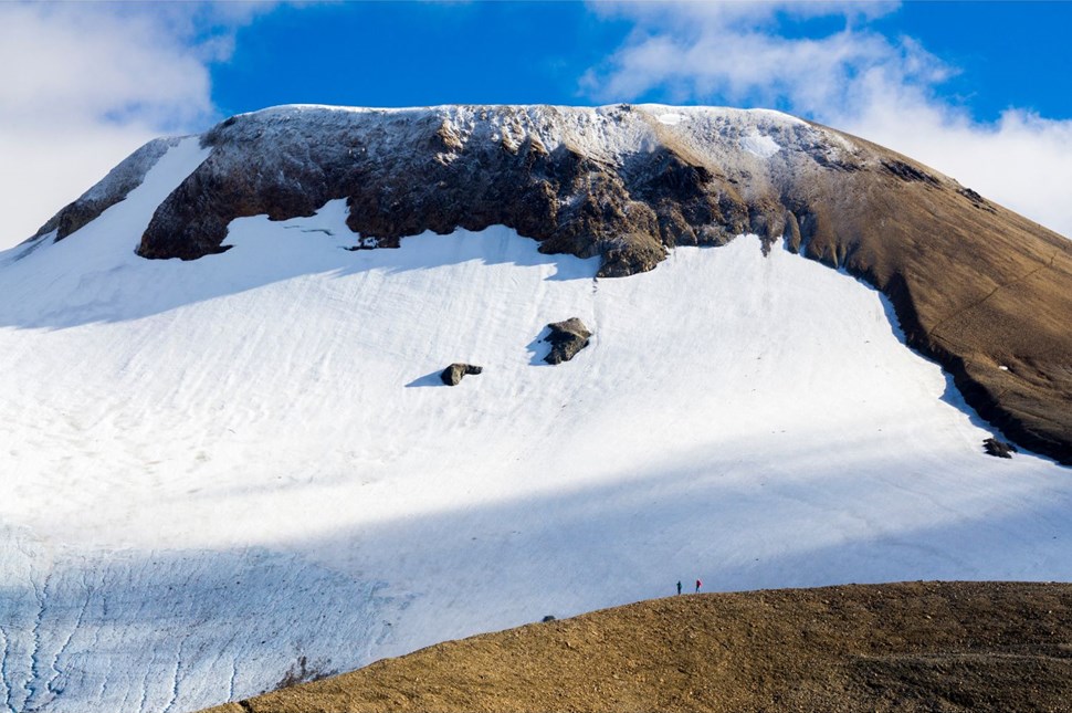 Snow-capped summits of Kerlingarfjöll, Iceland.