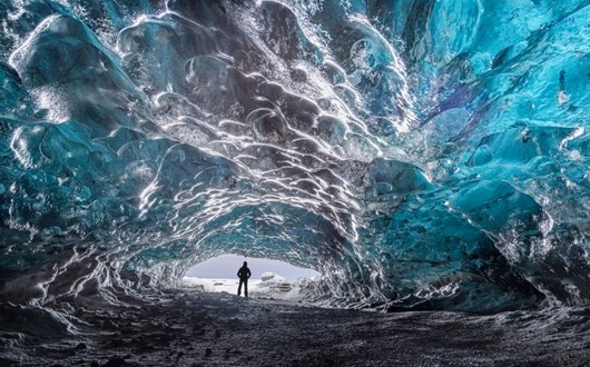Guide to Photography in Ice Caves