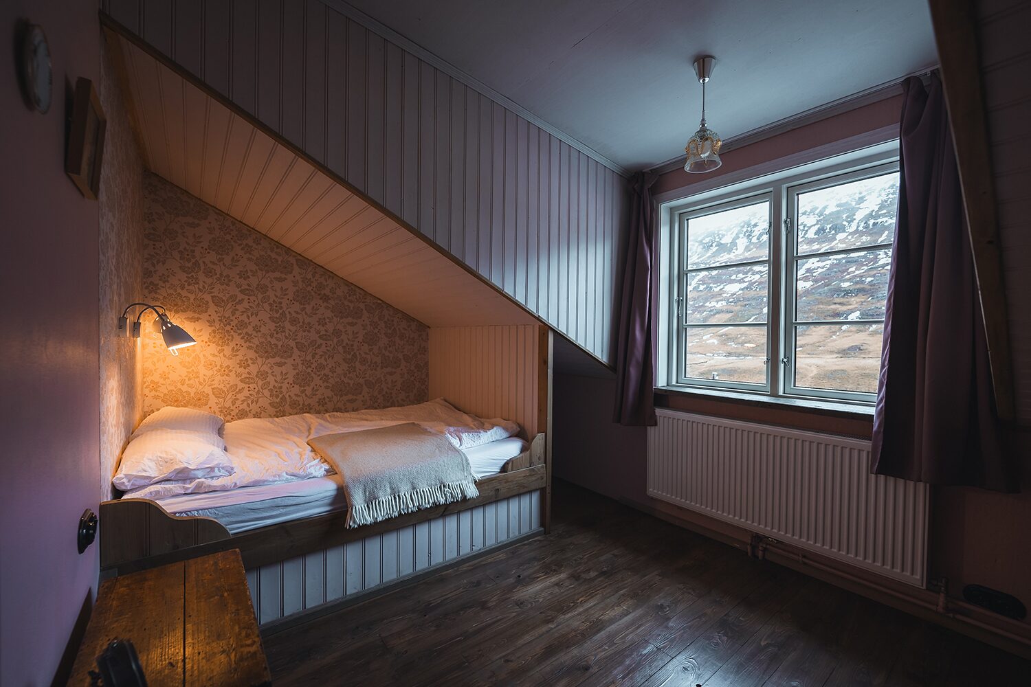 Cozy farmhouse room in Wilderness Center