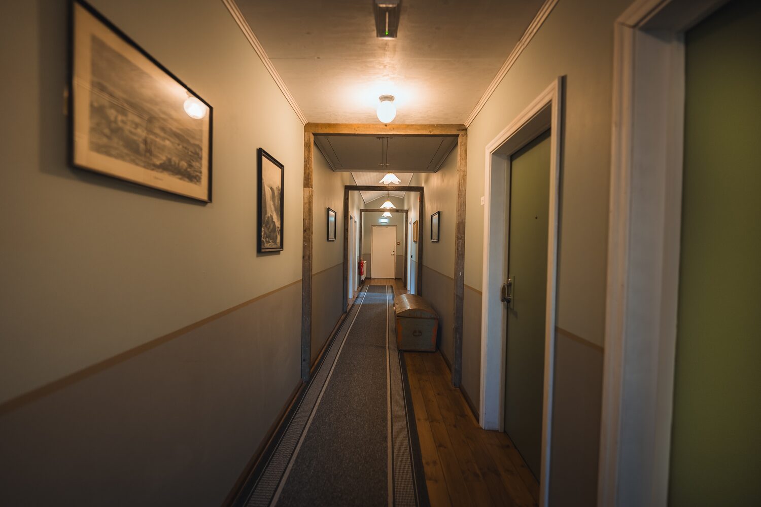Farmhouse hotel hall