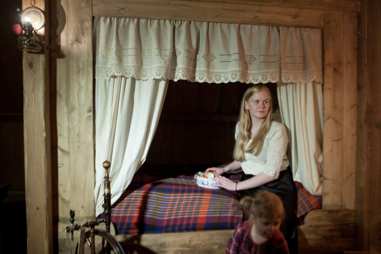 Bed Closet Wilderness