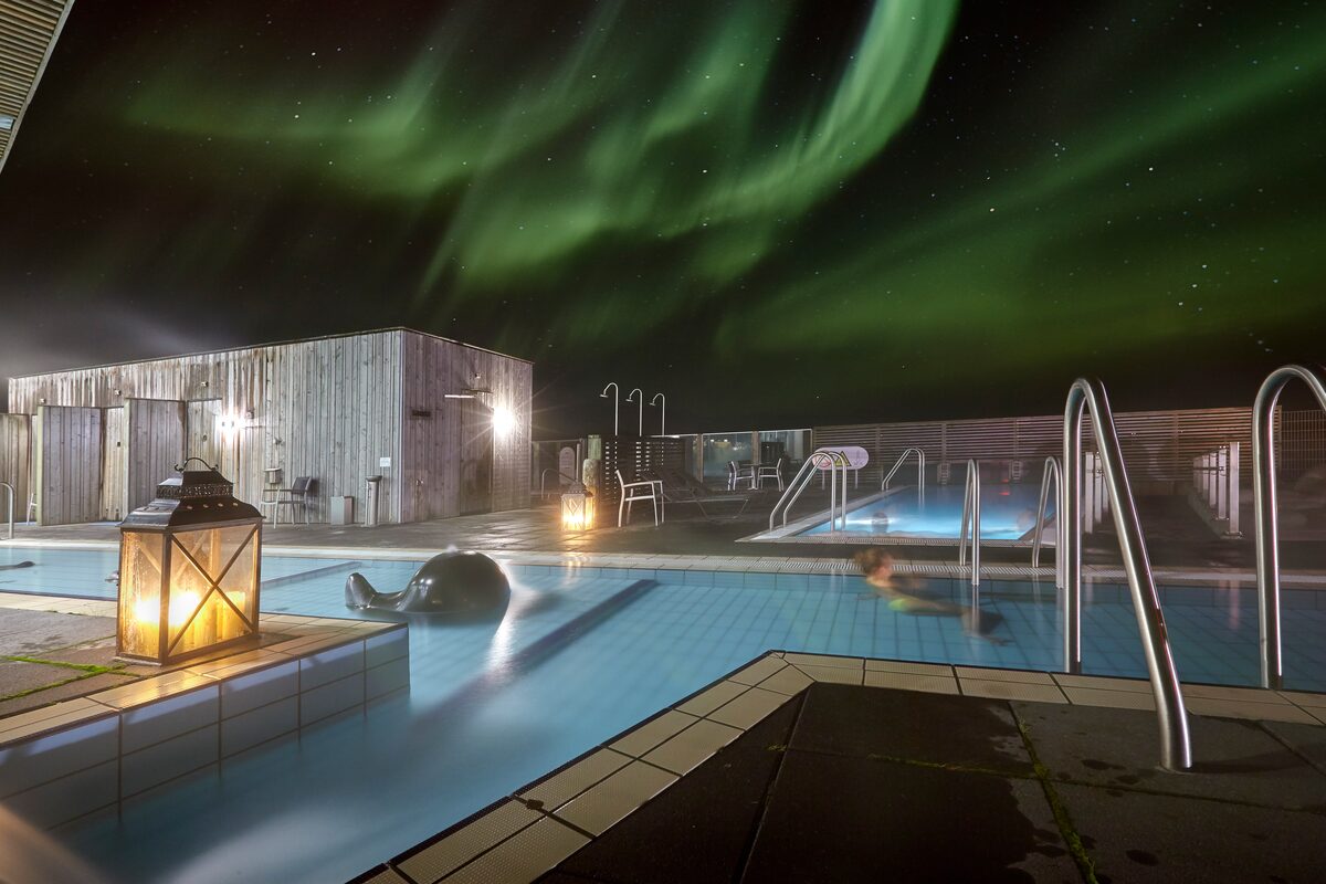 Northern lights above Fontana spa