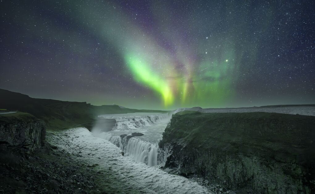  Golden Circle Aurora Surprise
