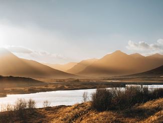 Guide to Climate, Temperature, and Weather in Iceland Guide to Climate, Temperature, and Weather in Iceland