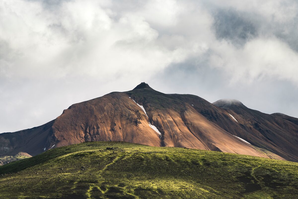 Giant mountain at Alftavatn area