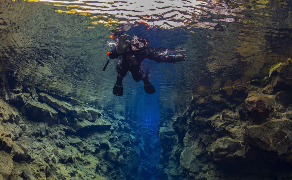 Diving Safety and Requirements in Silfra