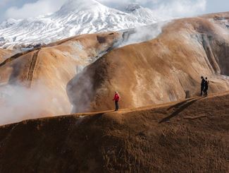 Geothermal Energy in Iceland: Natural Energy Sources and Hot Springs Geothermal Energy in Iceland: Natural Energy Sources and Hot Springs