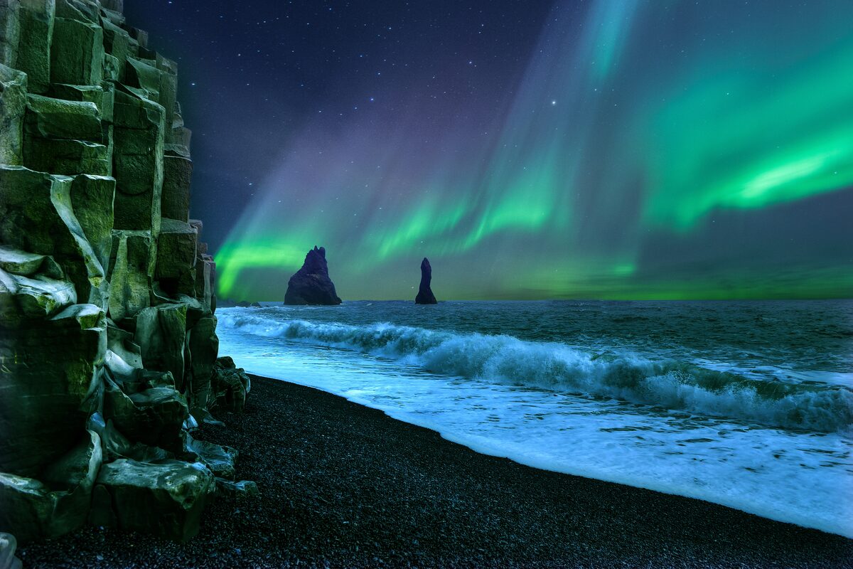 Best Time & Place to See the Northern Lights in Iceland 2025