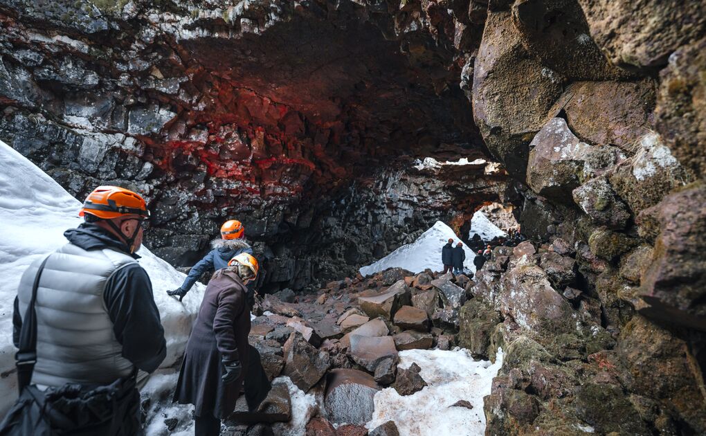 Raufarholshellir Tour - King Of Caves