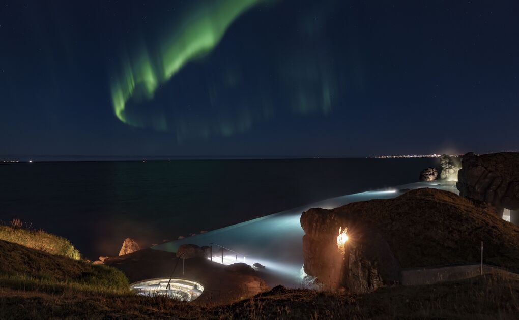 Best Hot Springs in Iceland for Northern Lights 