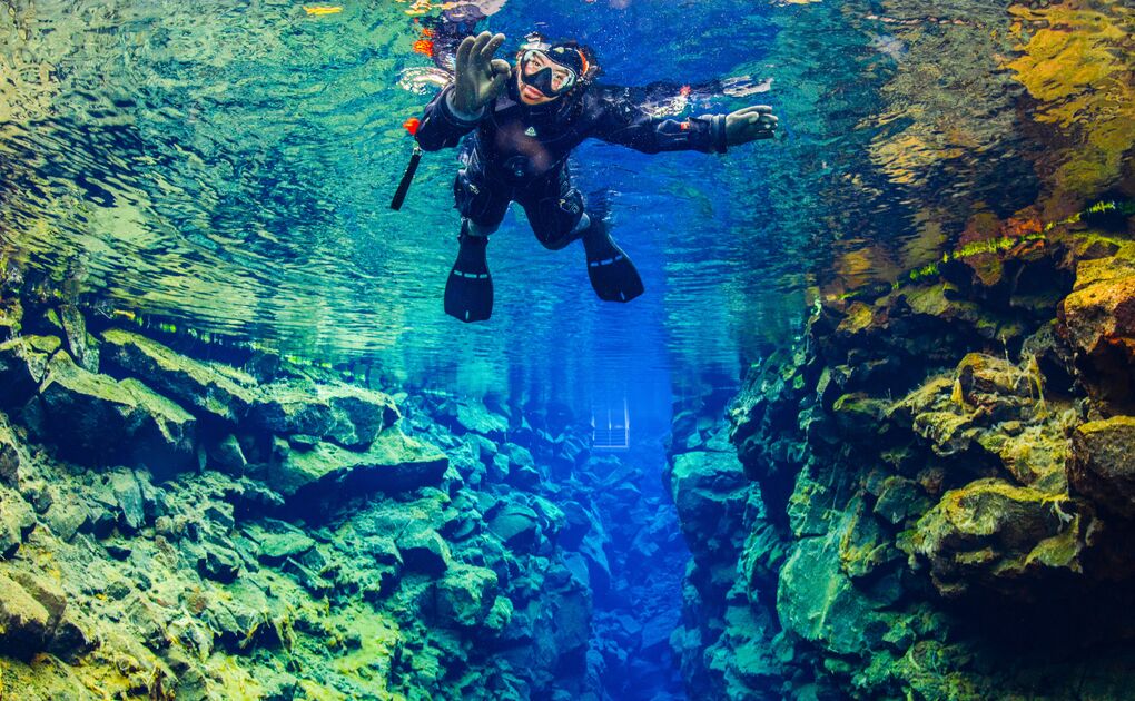 Silfra Snorkeling Tour in Thingvellir National Park