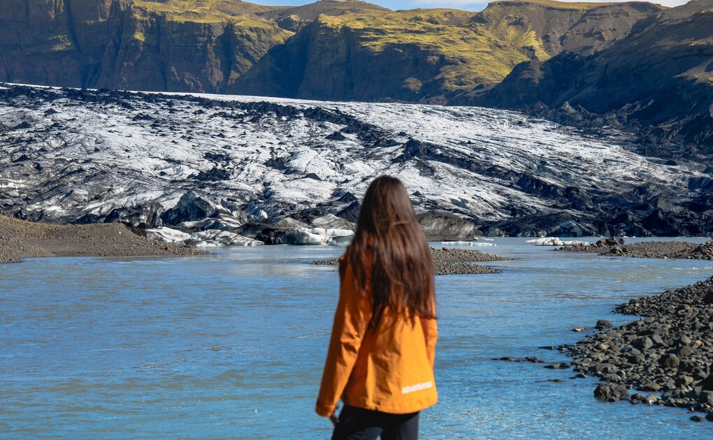 Sólheimajökull Glacier Edge Walk: Easy 2-Hour Family-Friendly Tour