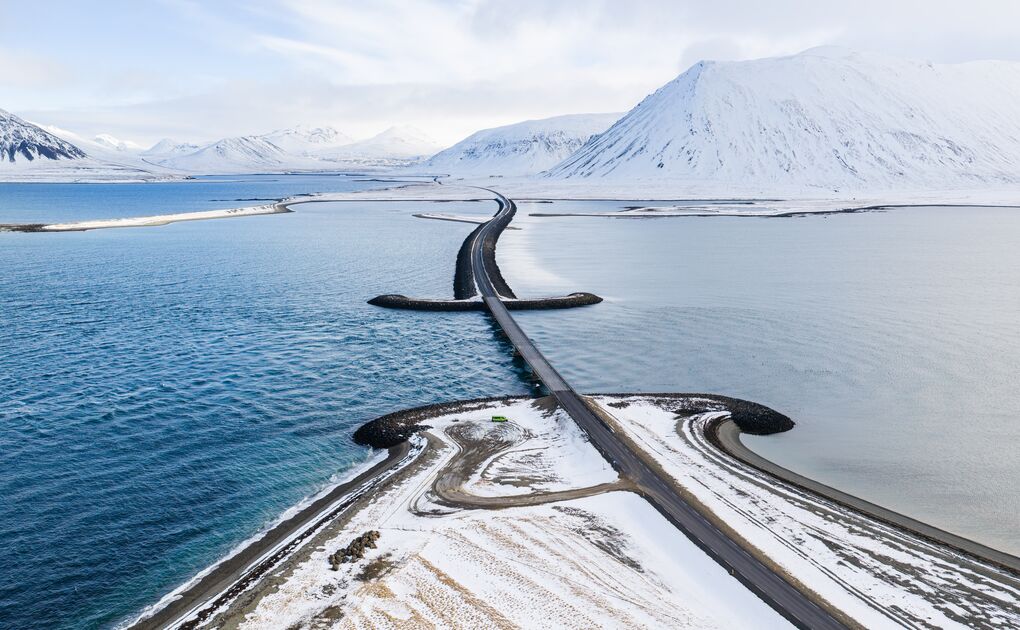 How to Get Around Iceland: Transport Guide for Travelers