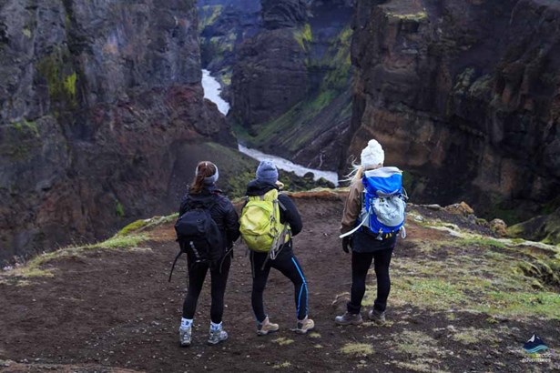 friends hiking at Laugavegur trek in Iceland