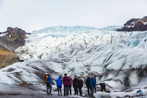 group starts the glacier hike in Iceland