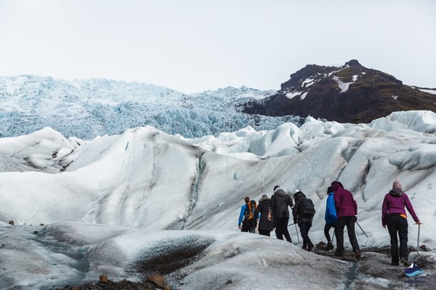 glacier walking tour on Falljokull in Iceland